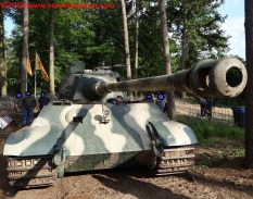 25 Tiger II Militracks 2018